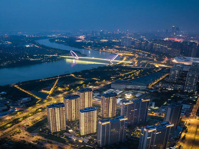 時光潤色  自成高峰——江蘇宏嘉公司承接的高端科技住宅項目引領(lǐng)行業(yè)新潮流